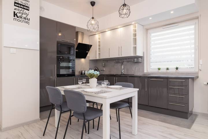 Ganze Wohnung, Comfortable Apartment | Garden and Garage Parking in Sosnowitz, Schlesien