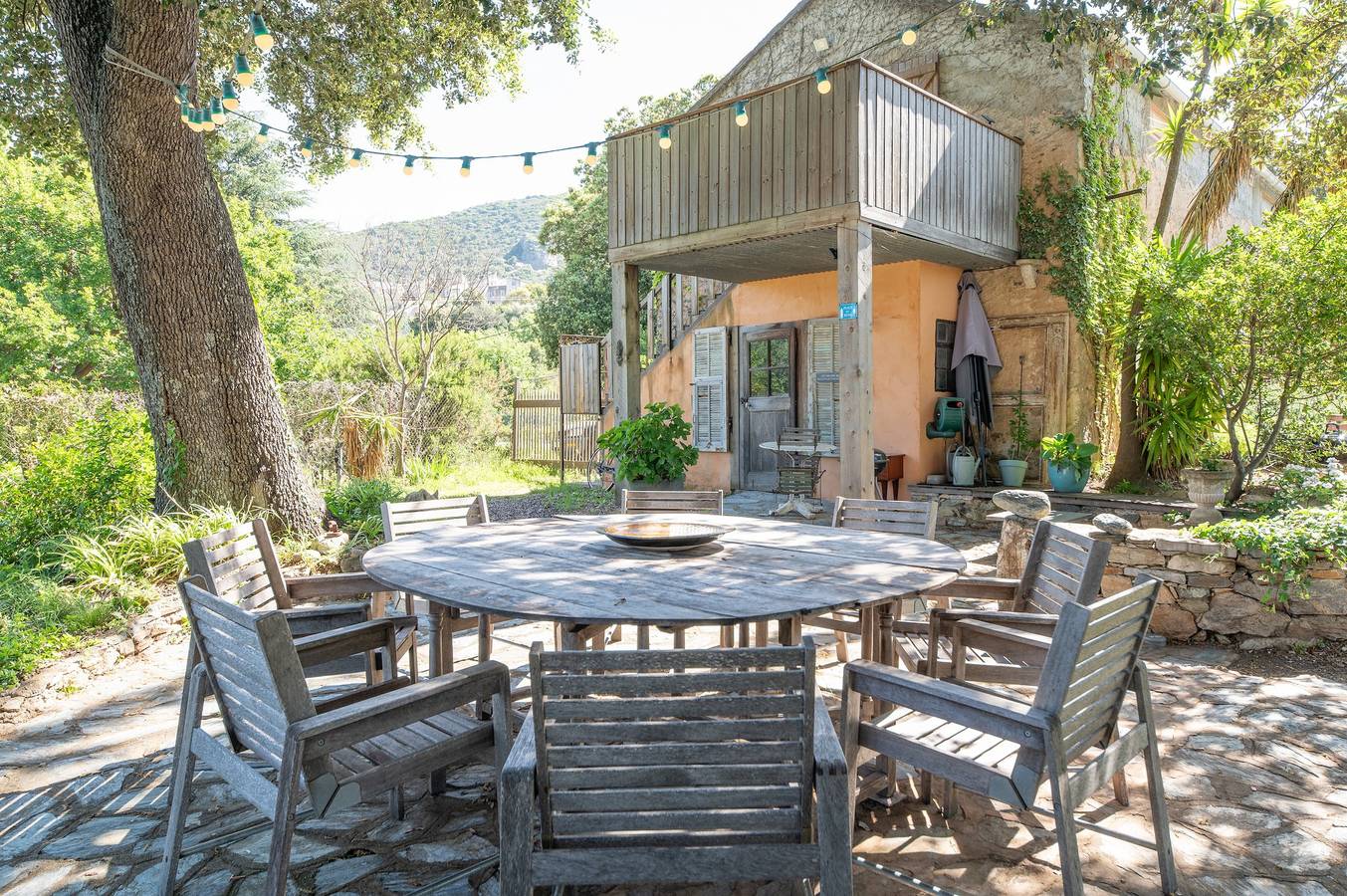 Studio entier, Studio « Le - Ancienne Cave » avec vue sur la montagne et Wi-Fi in Patrimonio, Région de Calvi