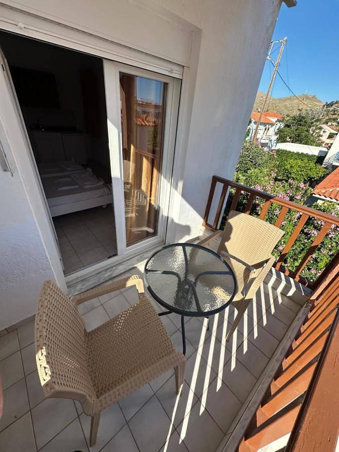 Hôtel pour 2 personnes, avec jardin dans Σκάλα Ερεσού - 3