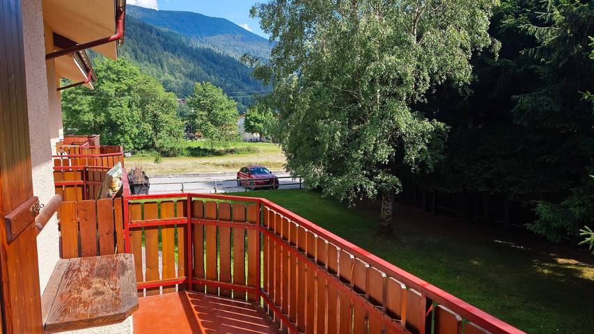 Appartamento per 5 persone, con Balcone e Giardino a Pinzolo