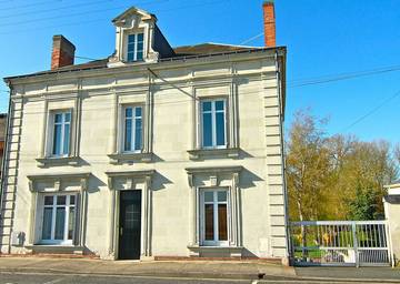 Chambre d’hôte pour 2 personnes, avec jardin ainsi que sauna et jacuzzi à Saumur