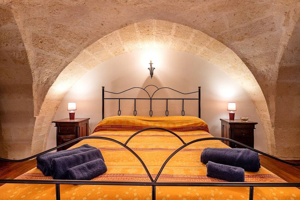 Casa vacanze \"La Corte Dei Templari Sidney\" - animali domestici ammessi, terrazza e Wi-Fi in Maruggio, Golfo di Taranto