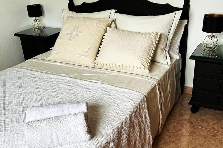 Casa rural para 6 personas, con Balcón y Terraza además de Jardín y Piscina en Olérdola - 4