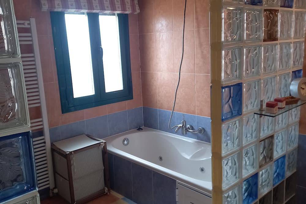 Dream house, between Pinares, 6 m from Cuenca. Pets in Cuenca, Cuenca Province