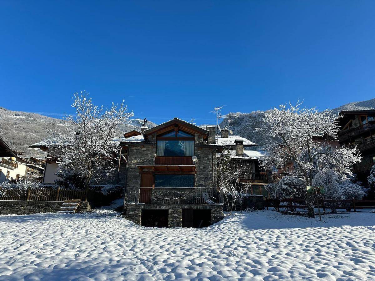 Appartement entier, Trois Couronnes - Grande Rochere Appartamento di Charme a La Salle Valle d'Aosta in La Salle, Comune di La Salle