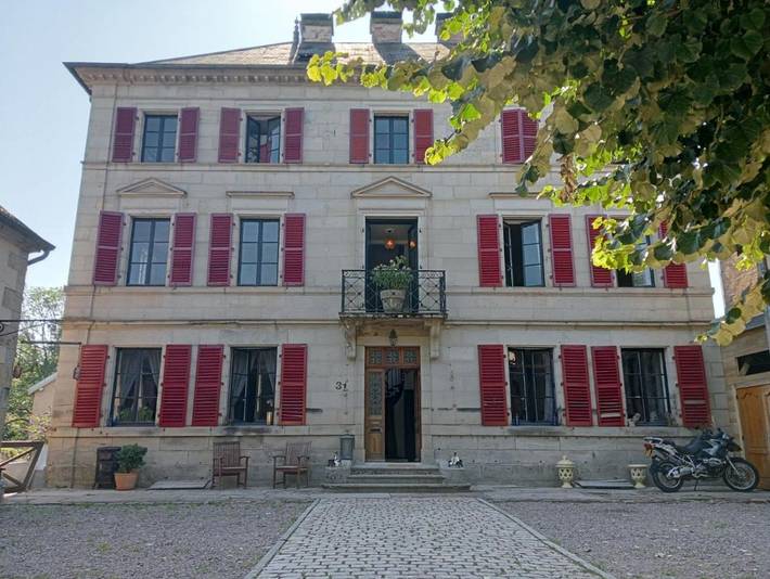 Chambre d’hôte pour 2 personnes, avec Terrasse et Jardin ainsi que Piscine et Sauna à Fougerolles