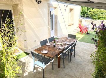 Gîte pour 6 personnes, avec jardin et terrasse à Caux