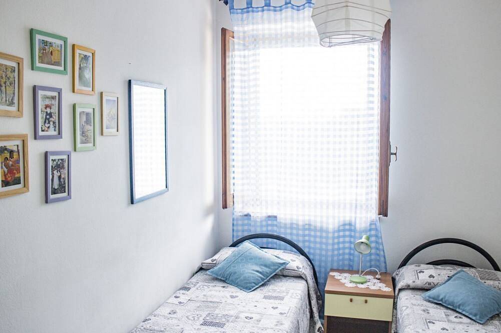 Apartamento entero, Casa \"Sa Nespula\", capacidad para 5 500 metros del mar in Santa Maria Navarrese, Provincia de Ogliastra