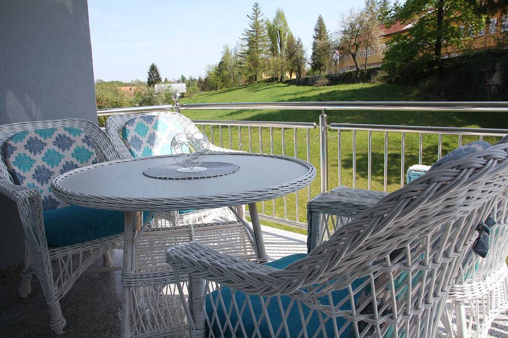 Ganze Wohnung, Apartment Snježana  - Apartment mit Balkon - Udobni apartman sa 1 spavaćom s. in Slunj, Karlovac und Umgebung
