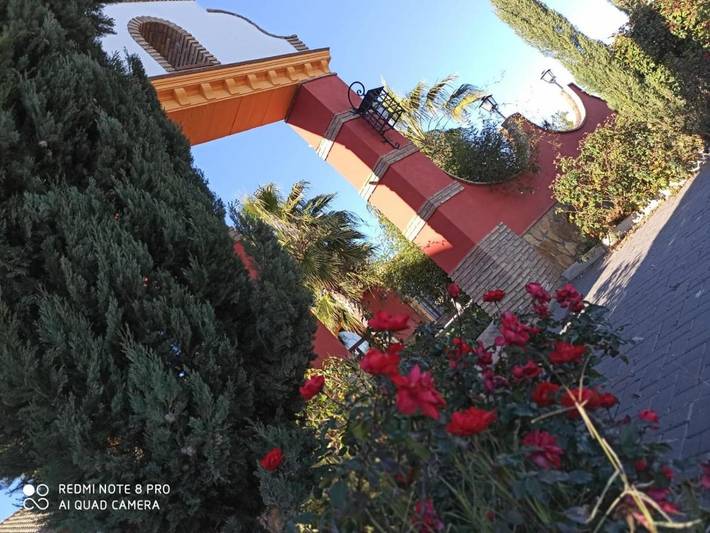 Hotel para 3 personas, con piscina además de terraza y jardín en Valle del Guadiato - 2