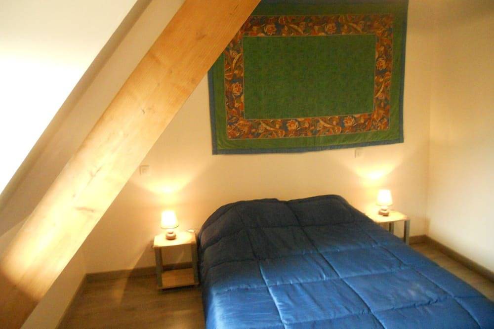 Ganze Wohnung, Ferienhaus im Weinberg in der Nähe der Weinstraße. in Hunawihr, Regionaler Naturpark Belchen der Vogesen
