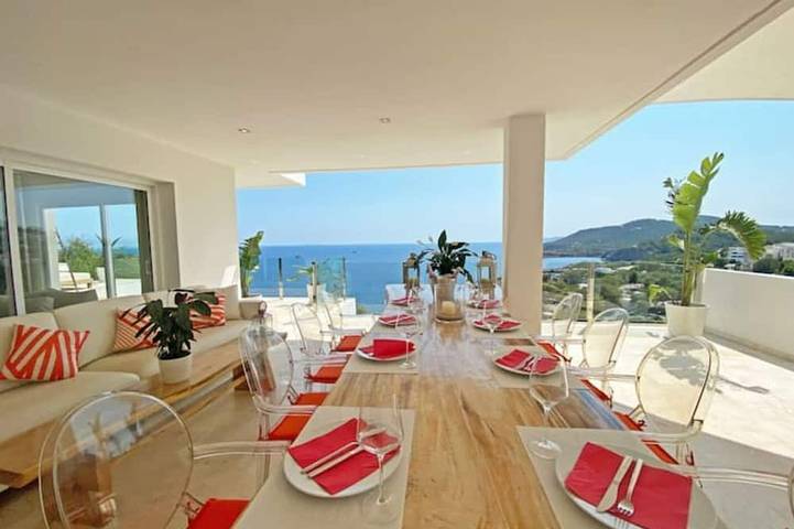 Villa pour 8 personnes, avec Jacuzzi à Roca Llisa