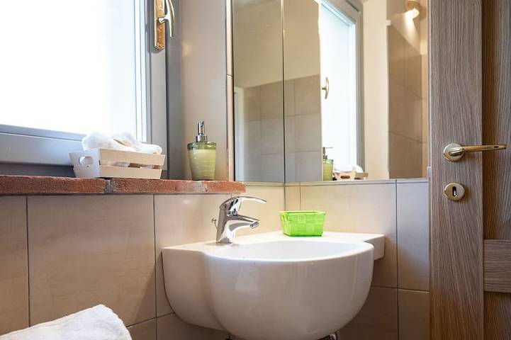 Incantevole appartamento in villa per 4 ospiti con A/C, piscina, Wifi e Tv in Larciano, Provincia di Pistoia