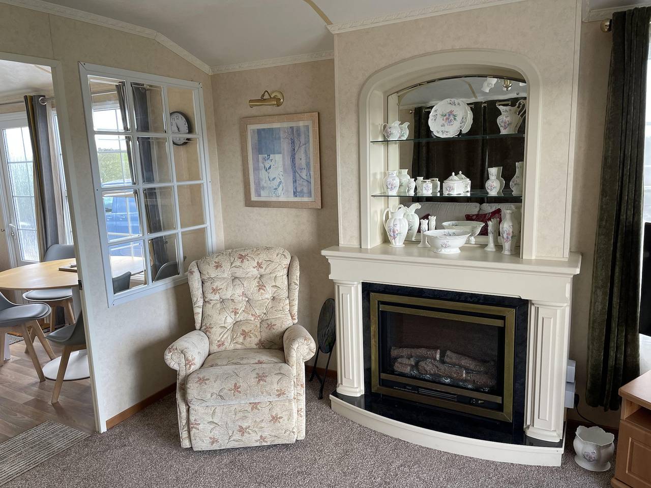 Chalet Sleeps 4 Near Cymyran Beach in Isle of Anglesey