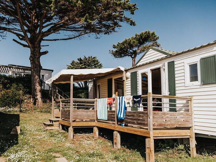 Mobil home pour 4 personnes, avec bassin pour enfant, animaux acceptés dans Landrellec - 2