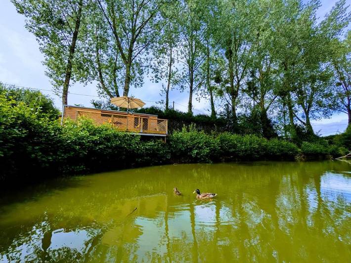 Location de vacances pour 4 personnes, avec terrasse et vue ainsi que jardin et vue sur le lac, animaux acceptés à Litteau - 2