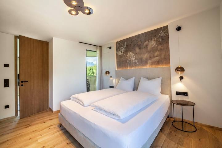 Entire apartment, Apartment "Natur Romantik Annalena" with Mountain View, Private Terrace & Wi-Fi in Kastelbell, Kastelbell-Tschars
