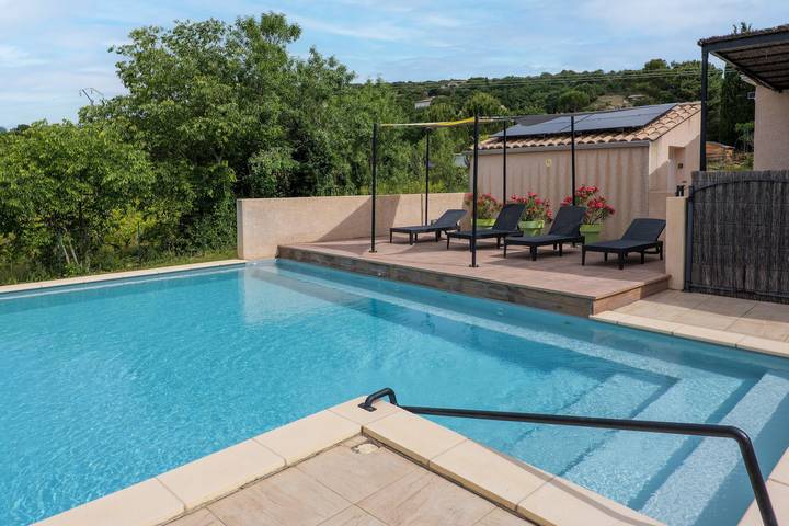 Chalet pour 4 personnes, avec Jardin en Ardèche