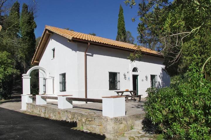 Casa rural para 12 personas, con vistas además de piscina y jardín en Campo de Gibraltar - 3