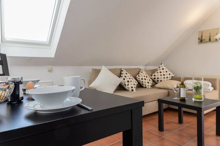 Ferienwohnung für 3 Personen, mit Terrasse in Harlesiel - 2