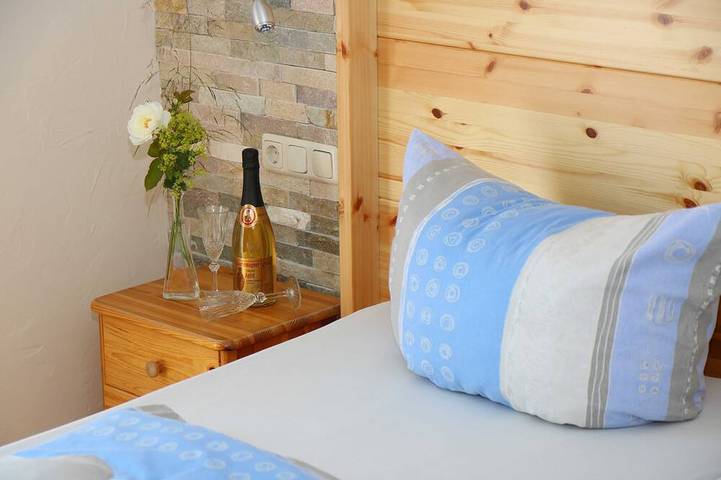 Ferienwohnung für 5 Personen, mit Balkon und Garten in Waischenfeld - 3