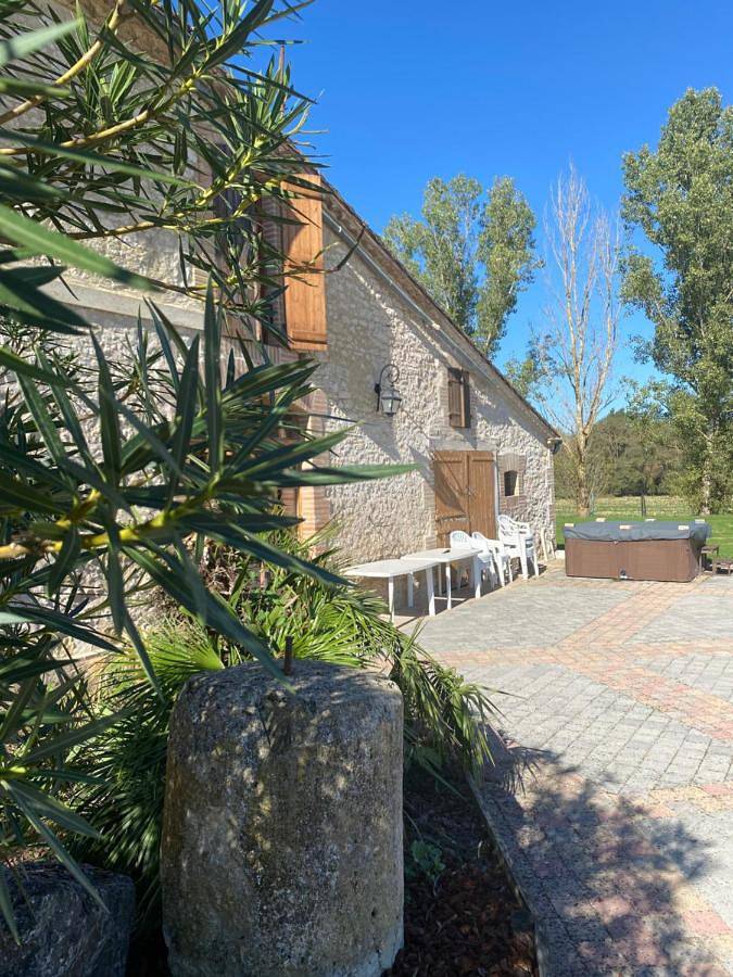 Gîte Clara - Domaine du Catalan in Aubiet, Gers