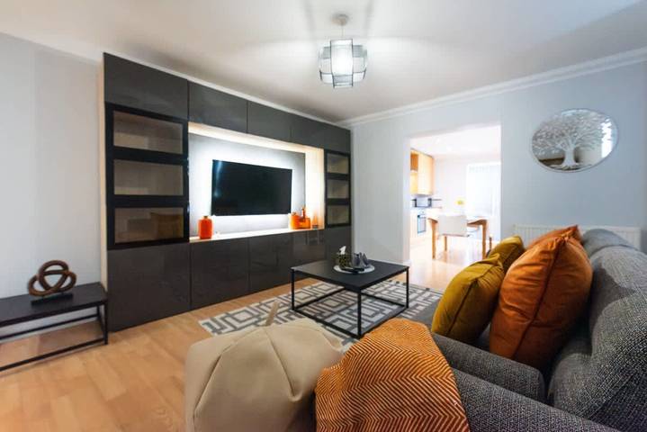 Location de vacances pour 11 personnes, avec balcon et jardin, adapté aux familles à Cambridge - 2