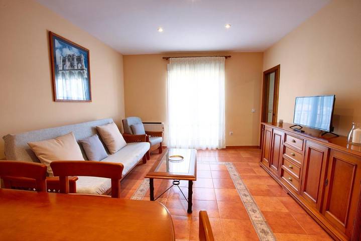 Casa rural para 5 personas, con terraza en Fuentes