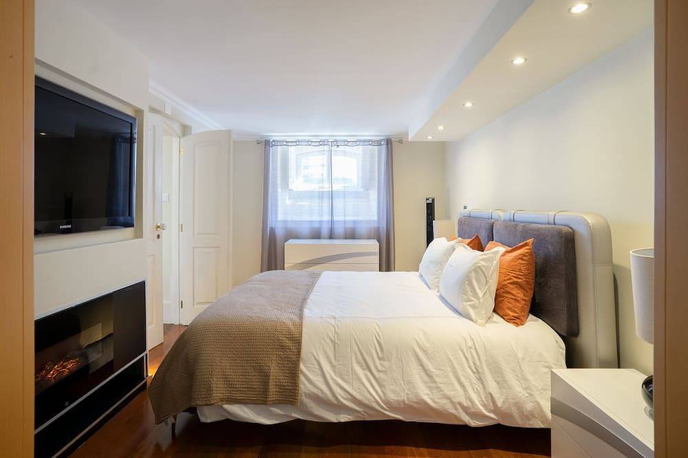 Entire apartment, Charming Apt in Historic House - Center in Sé Nova (Coimbra), Coimbra