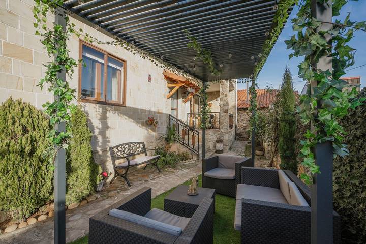 Chalet para 13 personas, con Balcón y Jardín