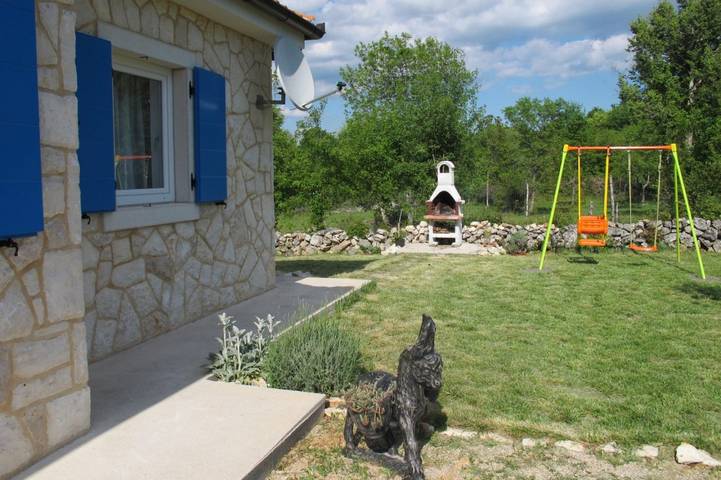2-Zimmer-Haus mit Terrasse Malinska, Krk K-25084 in Malinska-Dubašnica, Krk