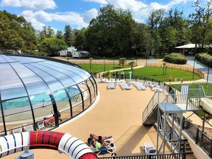 Mobil home pour 6 personnes, avec piscine et terrasse à Saint-Julien-des-Landes - 3