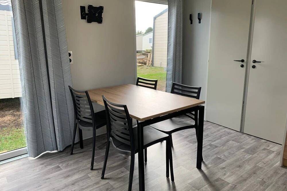 Zecamping 3 étoiles familial piscine chauffée locatif Tv Bbq 32m2 in Port-le-Grand, Région d'Abbeville