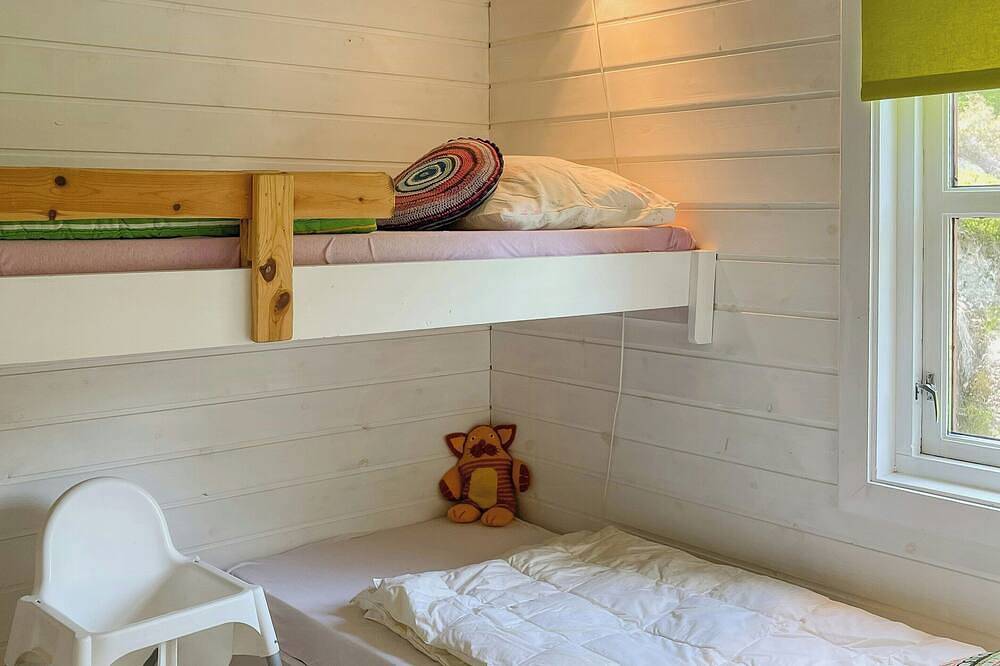 Ganzjährig bewohnbares Ferienhaus mit Fjordblick in Mandal in Mandal