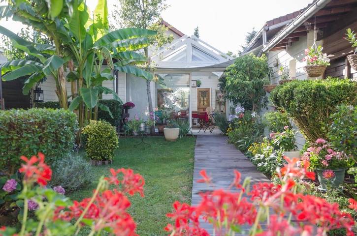Chambre d’hôte pour 4 personnes, avec Terrasse et Jardin à Conflans-Sainte-Honorine