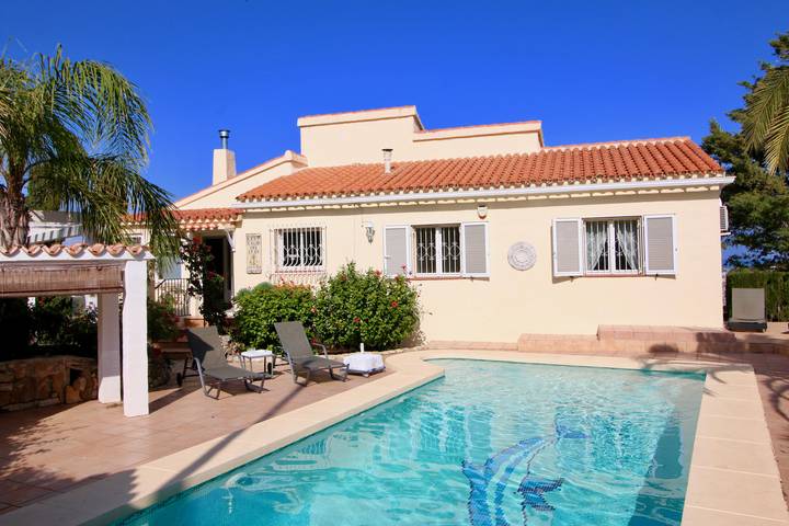 Villa für 4 Personen in Dénia