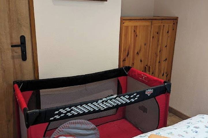 Location de vacances pour 4 personnes, avec Jacuzzi ainsi que Jardin et Piscine à Saint-Saturnin-lès-Avignon - 3