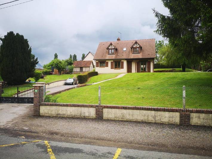 Gîte pour 10 personnes, avec piscine ainsi que jardin et jacuzzi dans Massy (Seine-Maritime)