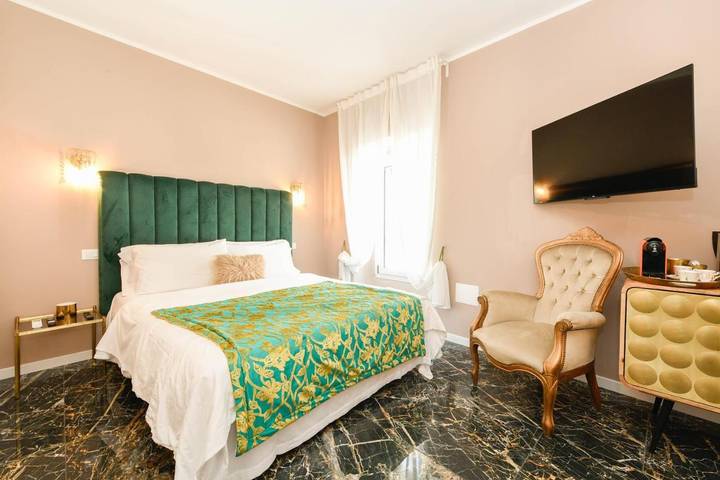 BnB für 2 Personen, mit Seeblick und Balkon sowie Ausblick in Sirmione