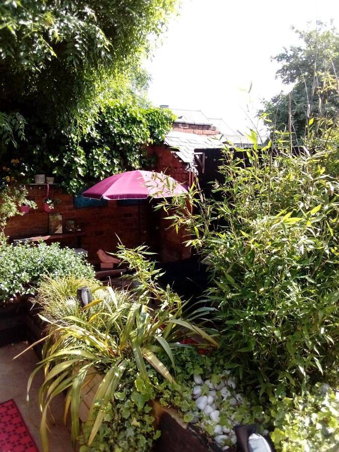 Holiday rental for 4 people, with garden, with pets in Derby