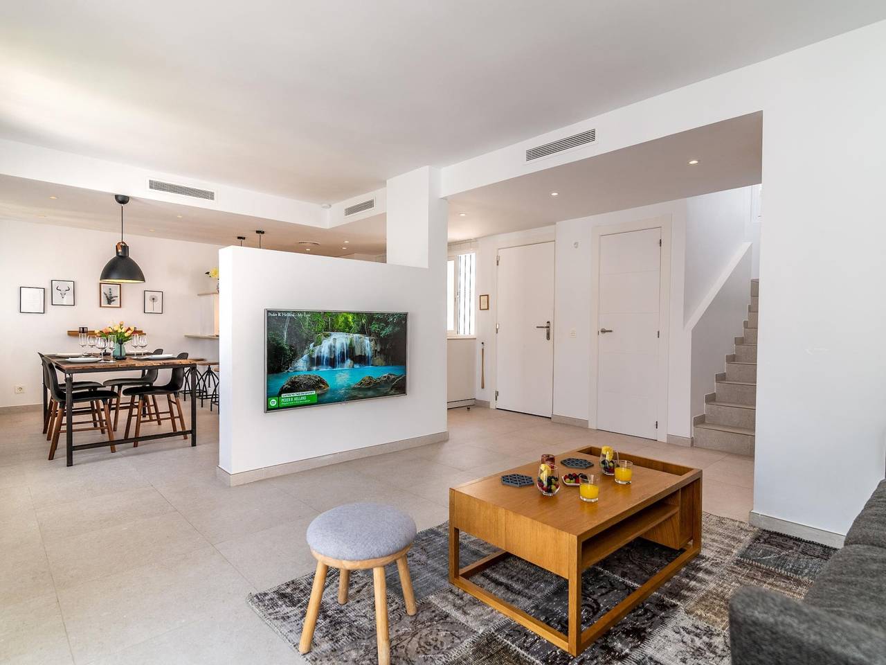 Ganze Ferienwohnung, Top Renovated Penthouse in Sunny Los Naranjos ✔ in Nueva Andalucia Golf Valley, Marbella