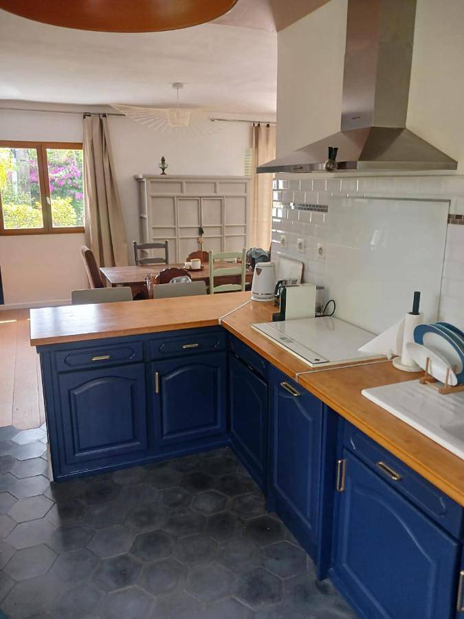 Location de vacances pour 7 personnes, avec jardin, animaux acceptés aux Avirons - 2