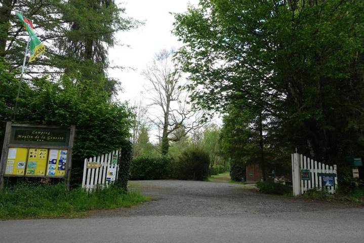 Location de vacances pour 4 personnes, avec jardin à Condat-sur-Ganaveix - 3