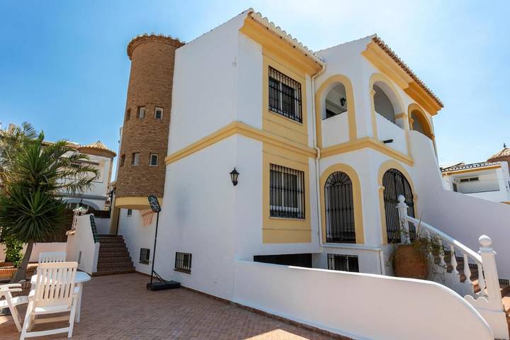 Casa rural para 6 personas, con Balcón y Terraza en Motril