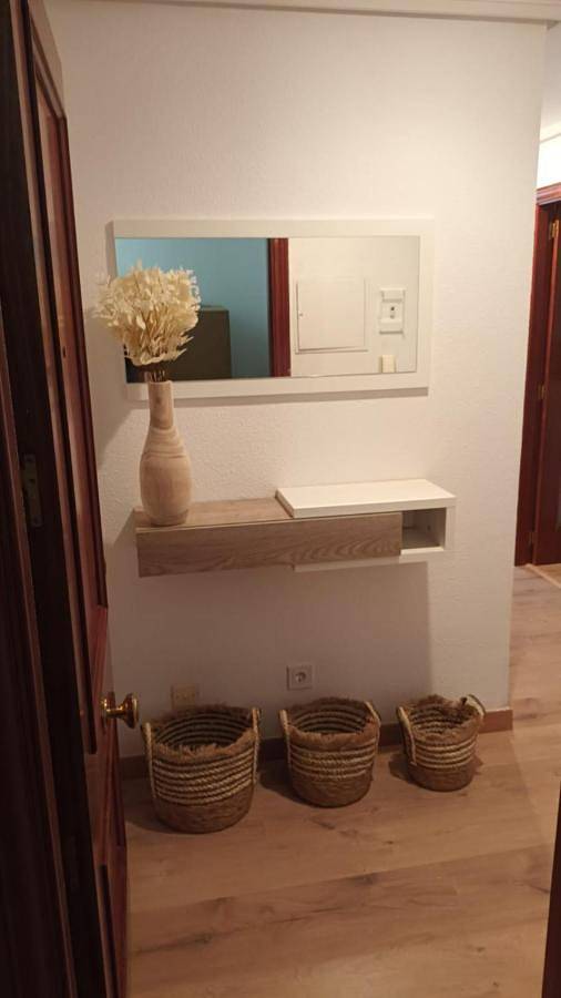 Gîte pour 4 personnes, avec terrasse et vue, animaux acceptés à Nájera - 4