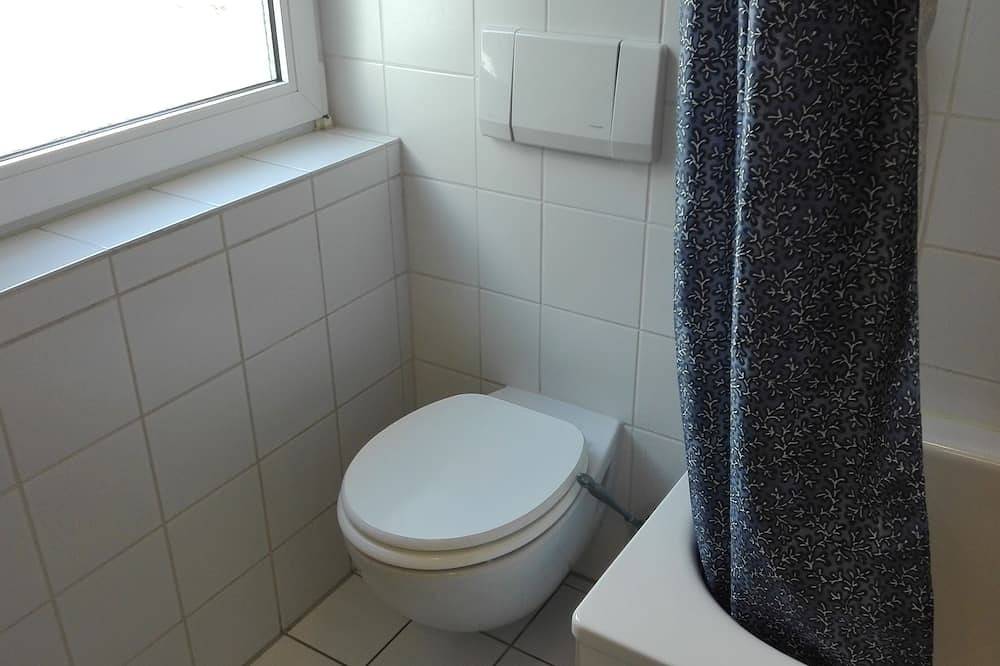 Ganze Wohnung, Ganz in der Nähe von dem bekannten Kloster Wiblingen in Ulm, Schwaben