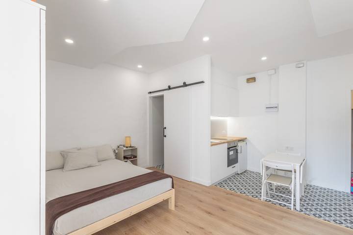 Apartamento entero, Apartamento 'Portblanc' con balcón, Wi-Fi y aire acondicionado in Platja de la Picòrdia (Arenys de Mar), Arenys de Mar