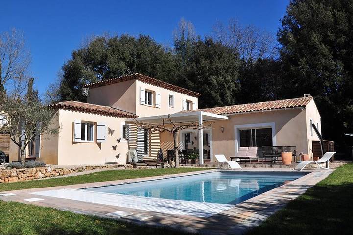 Villa for 8 people, with garden - 1