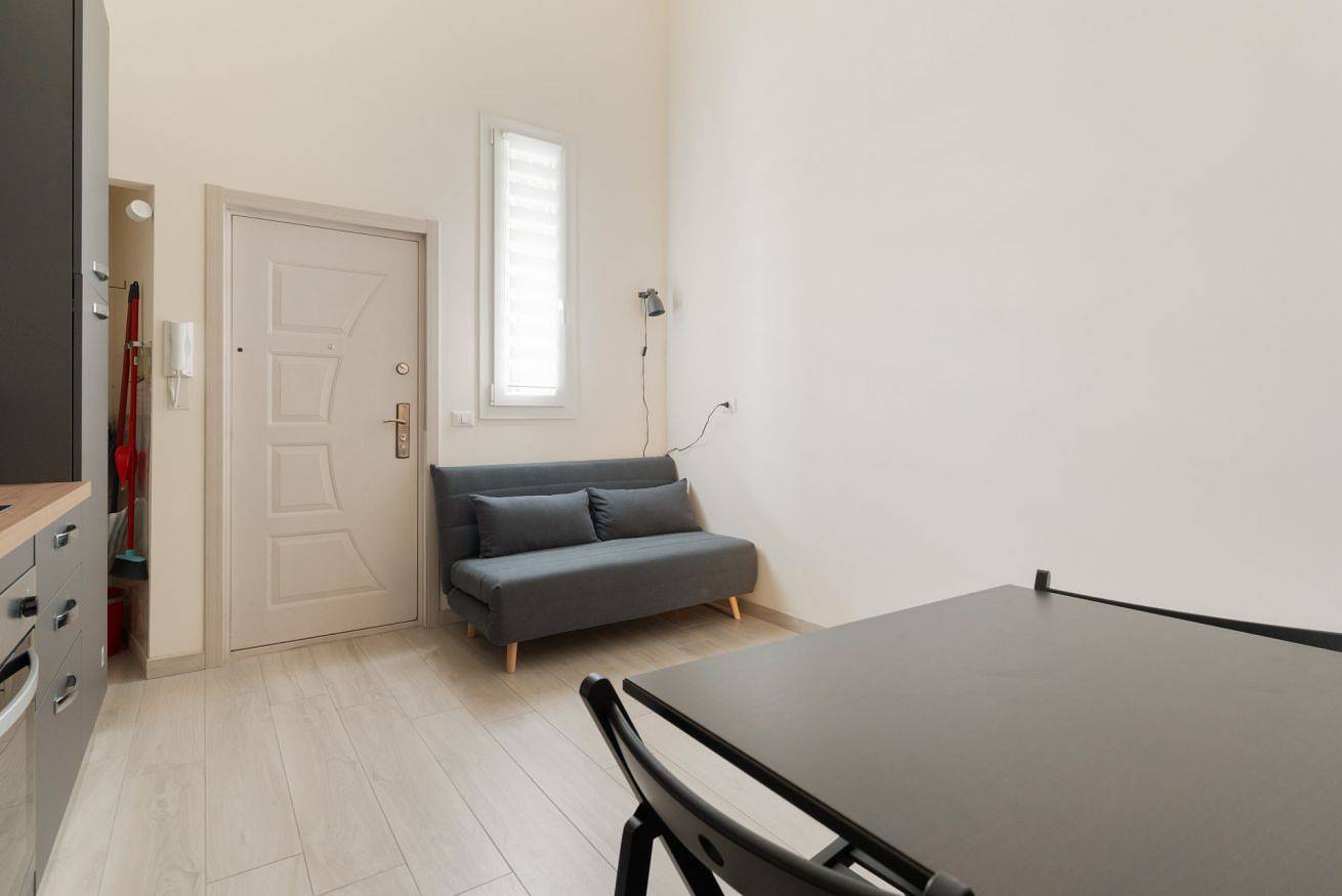 Appartamento intero, Guesthost - Cozy Loft with Mezzanine Milan in Milano, Provincia di Milano