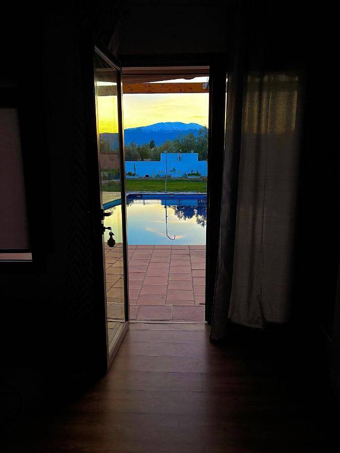 Apartamento de vacaciones para 6 personas, con jardín además de vistas y piscina en Comarca de Baza - 2